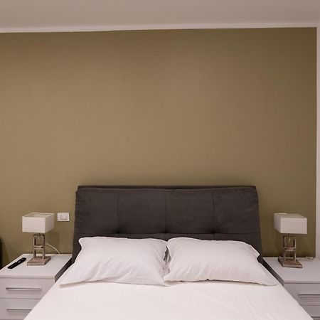Suites Gaudioso Napoli Center Екстериор снимка