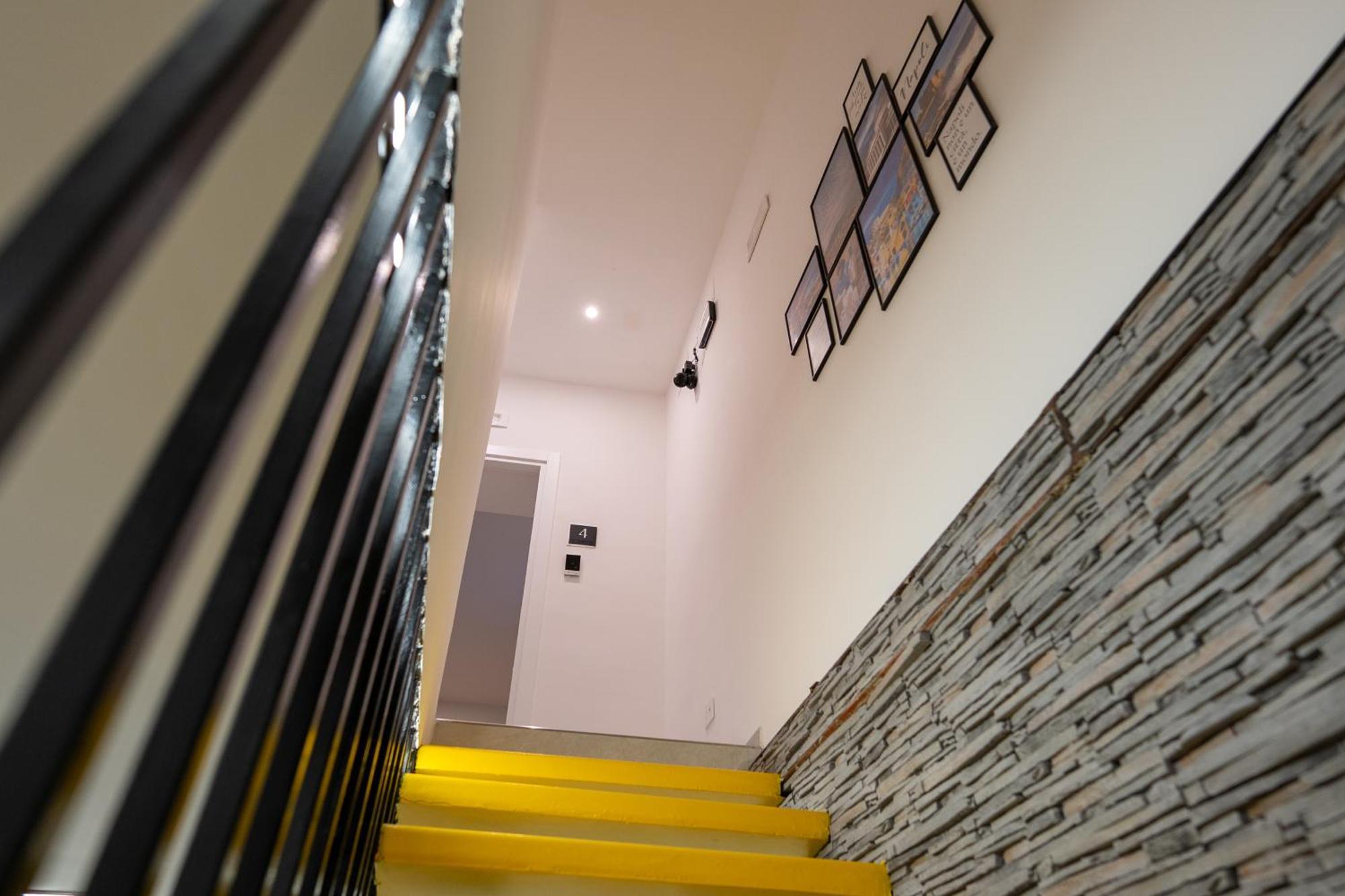 Suites Gaudioso Napoli Center Екстериор снимка